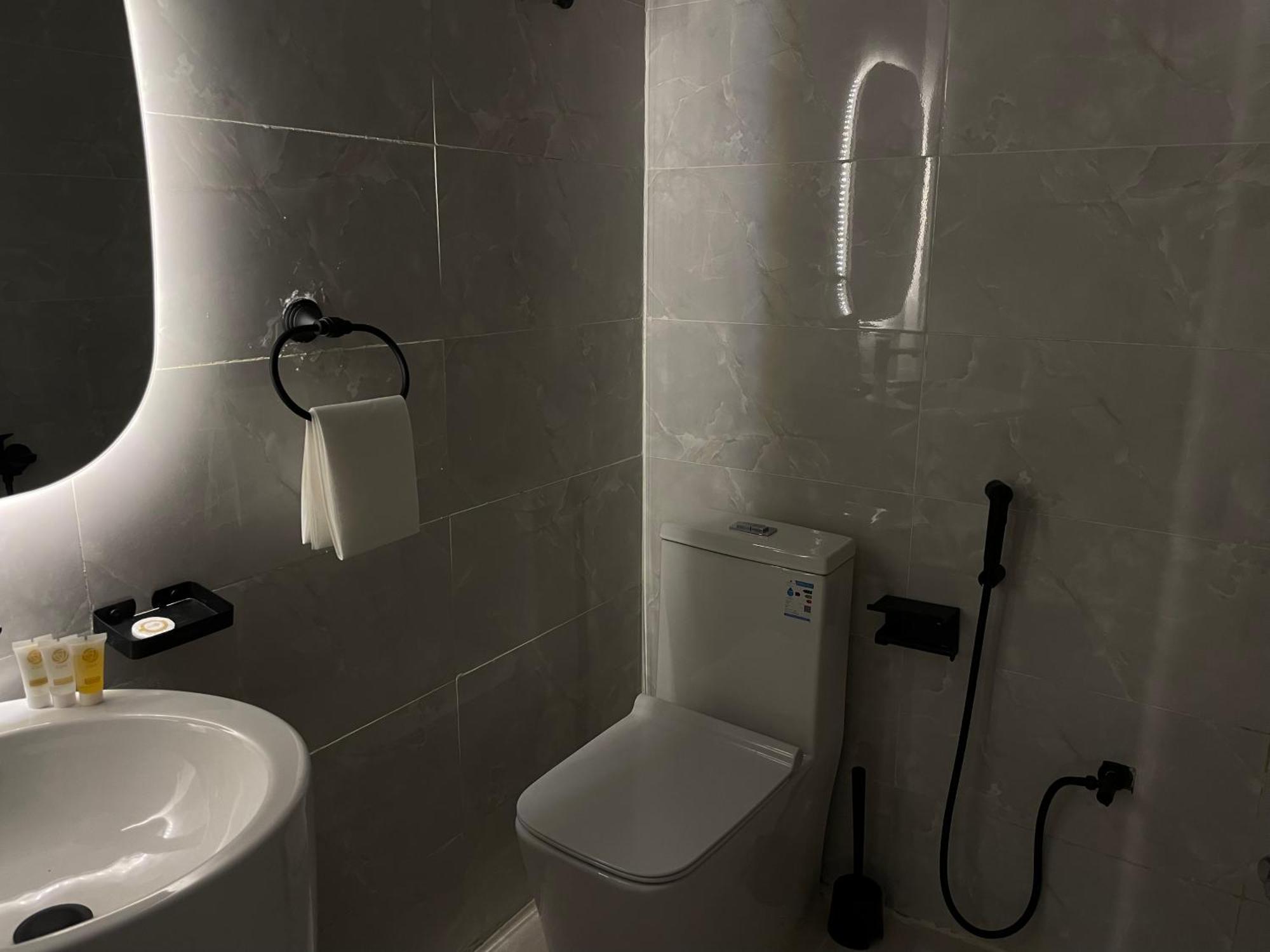 Lusso - استوديو لـوسـو الفندقي Apartment